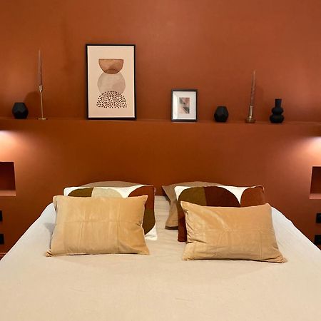 La Halte Des Arenes De Nimes Appartement De Charme Terracotta エクステリア 写真