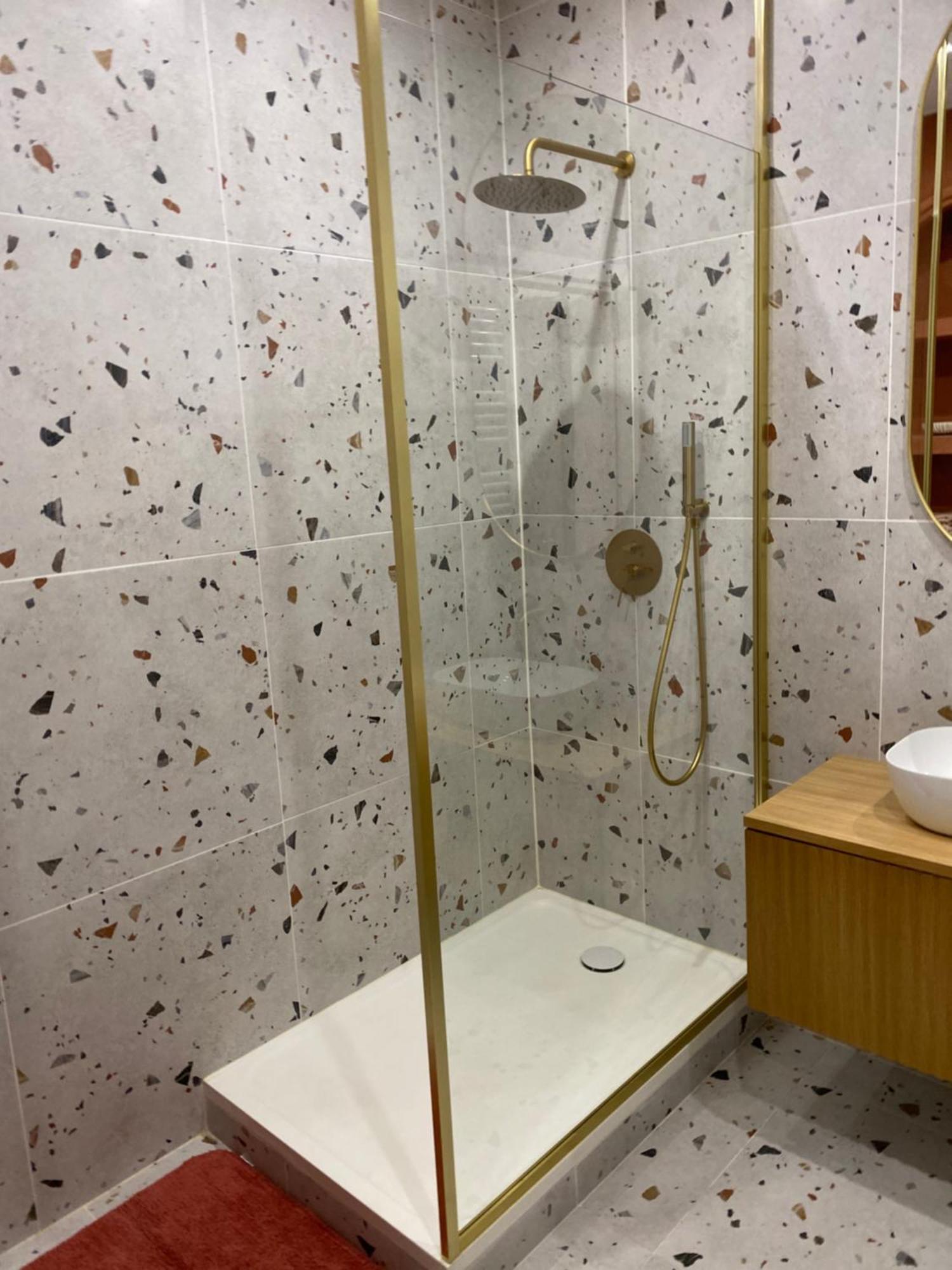 La Halte Des Arenes De Nimes Appartement De Charme Terracotta エクステリア 写真